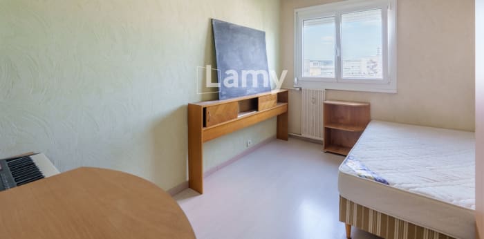 Image 7 sur 10 - Appartement  ·  Vente · Vandoeuvre Les Nancy (54500) · 4 pièces · 90m²