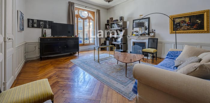 Image 3 sur 11 - Appartement  ·  Vente · Aix Les Bains (73100) · 6 pièces · 187m²