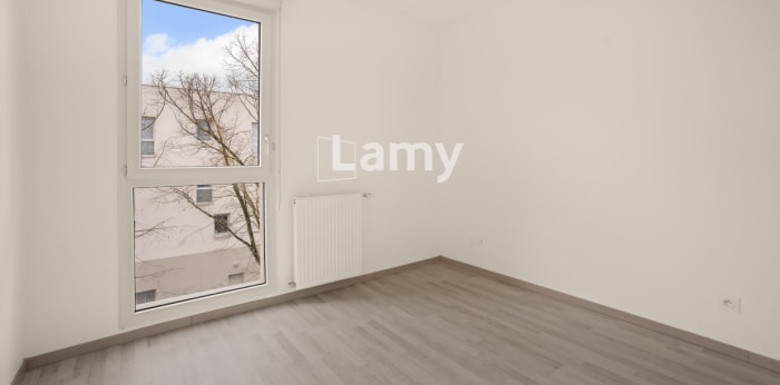 Image 6 sur 10 - Appartement  ·  Vente · St Priest (69800) · 3 pièces · 64m²