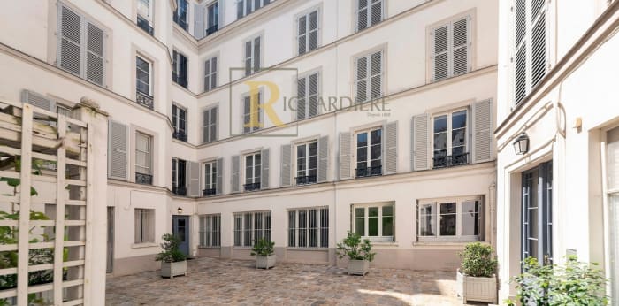 Image 13 sur 13 - Appartement  ·  Vente · Paris (75007) · 2 pièces · 49m²