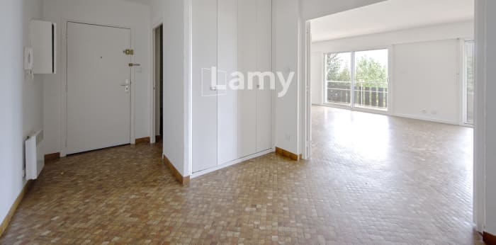 Image 9 sur 14 - Appartement  ·  Vente · St Ismier (38330) · 5 pièces · 112m²