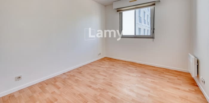 Image 5 sur 6 - Appartement  ·  Vente · Merignac (33700) · 3 pièces · 71m²