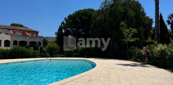 Image 3 sur 15 - Appartement  ·  Vente · Cavalaire Sur Mer (83240) · 3 pièces · 45m²