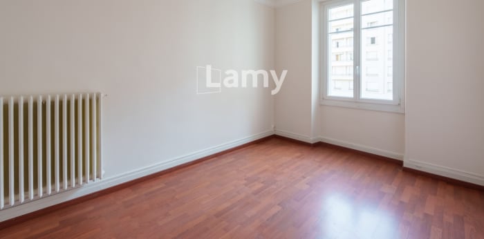 Image 9 sur 13 - Appartement  ·  Vente · Besancon (25000) · 4 pièces · 96m²