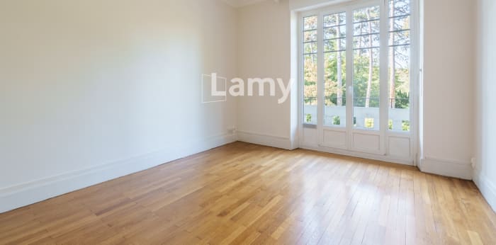 Image 6 sur 13 - Appartement  ·  Vente · Besancon (25000) · 4 pièces · 96m²