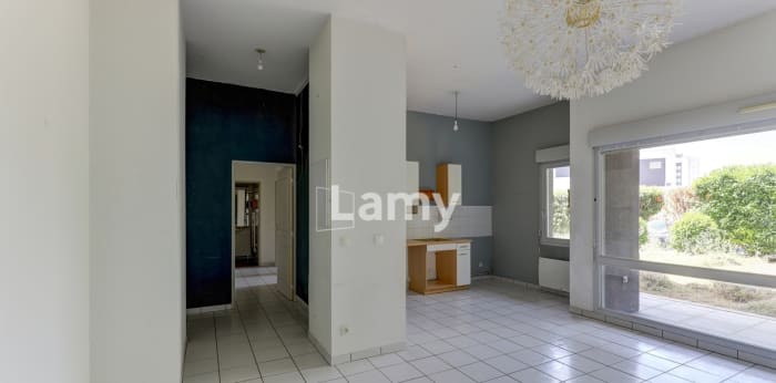 Image 3 sur 11 - Appartement  ·  Vente · Clermont Ferrand (63100) · 3 pièces · 59m²