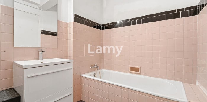 Image 7 sur 8 - Appartement  ·  Vente · Nice (06200) · 2 pièces · 48m²