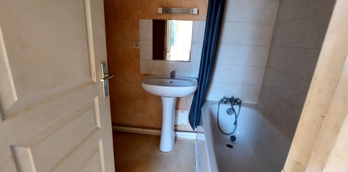 Image 3 sur 6 - Appartement  ·  Vente · Clermont Ferrand (63000) · 1 pièce · 22m²