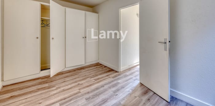 Image 5 sur 9 - Appartement  ·  Vente · Bordeaux (33000) · 2 pièces · 37m²