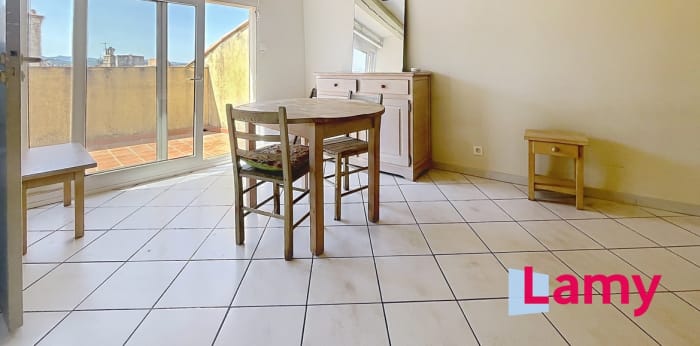 Image 6 sur 10 - Appartement  ·  Vente · Aix En Provence (13100) · 1 pièce · 20m²