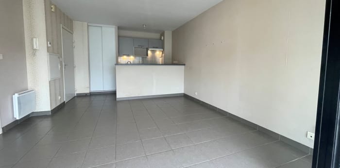 Image 2 sur 4 - Appartement  ·  Vente · St Malo (35400) · 2 pièces · 42m²