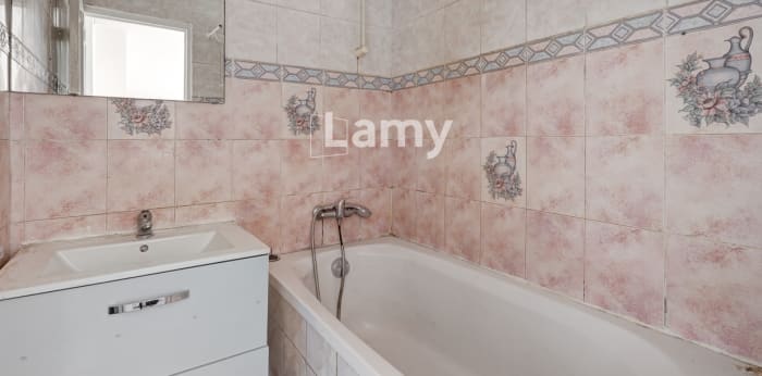 Image 8 sur 10 - Appartement  ·  Vente · Marseille (13003) · 2 pièces · 35m²