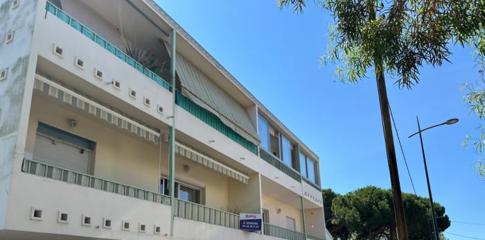 Image 1 sur 9 - Appartement  ·  Vente · La Seyne Sur Mer (83500) · 70m²