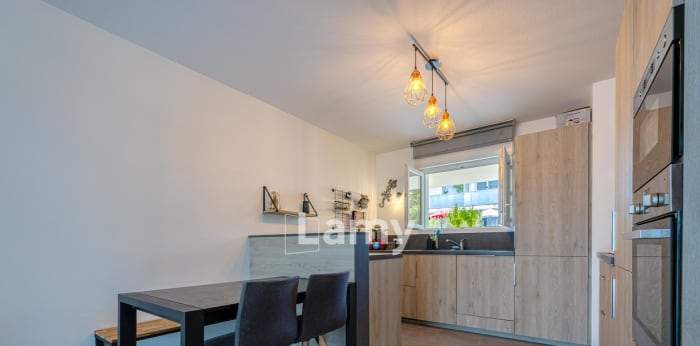 Image 12 sur 14 - Appartement  ·  Vente · Aix Les Bains (73100) · 3 pièces · 65m²