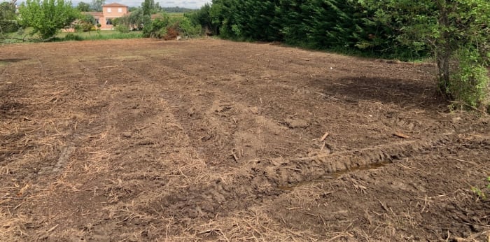 Image 1 sur 2 - Terrain  ·  Vente · Trets (13530) · 1250m²