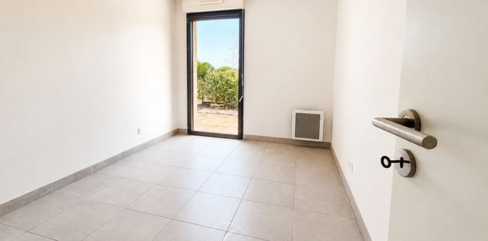 Image 6 sur 10 - Appartement  ·  Vente · Agde (34300) · 4 pièces · 90m²