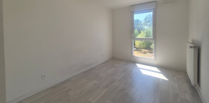 Image 6 sur 8 - Appartement  ·  Vente · Evry Courcouronnes (91000) · 2 pièces · 41m²