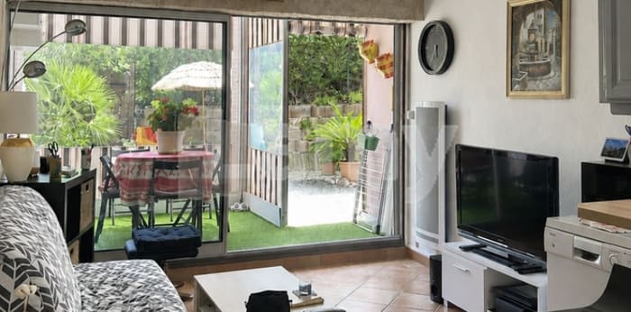 Image 5 sur 12 - Appartement  ·  Vente · Cavalaire Sur Mer (83240) · 2 pièces · 39m²
