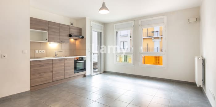 Image 1 sur 12 - Appartement  ·  Vente · Grenoble (38000) · 2 pièces · 44m²