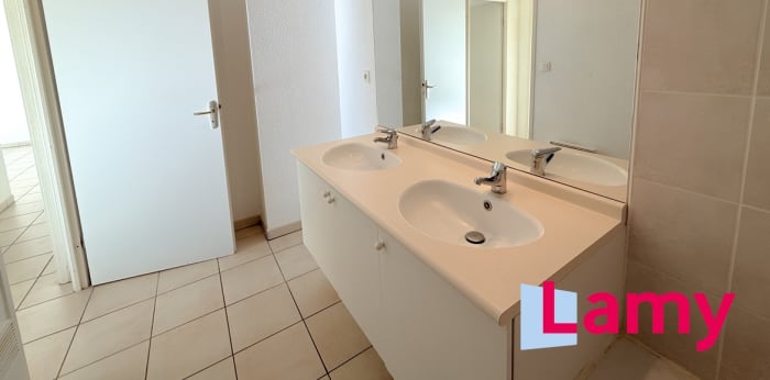 Image 12 sur 14 - Appartement  ·  Vente · Castanet Tolosan (31320) · 3 pièces · 65m²