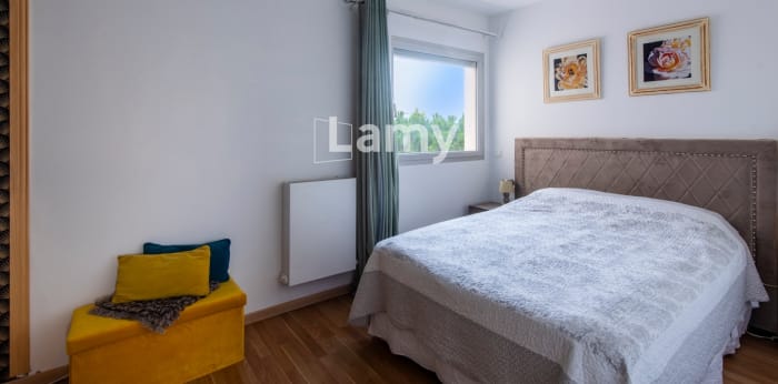 Image 8 sur 11 - Appartement  ·  Vente · Salon De Provence (13300) · 4 pièces · 76m²