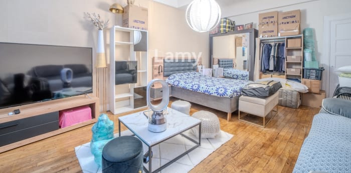 Image 1 sur 5 - Appartement  ·  Vente · Lons Le Saunier (39000) · 1 pièce · 55m²
