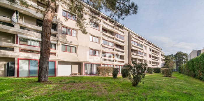 Appartement 2 pièces 32 m² · à Aix en Provence · 32 m² · 123 000 €
