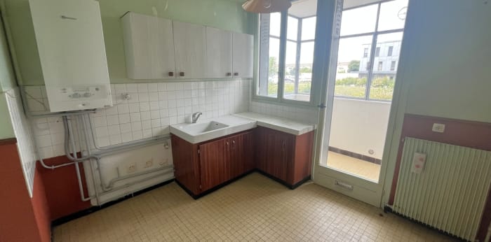 Image 4 sur 7 - Appartement  ·  Vente · Issoire (63500) · 4 pièces · 65m²