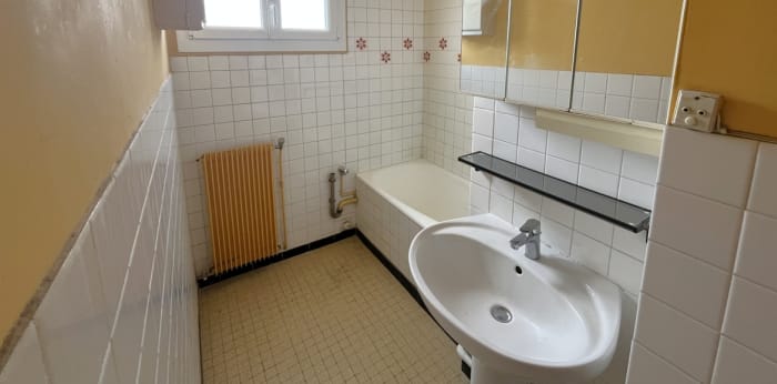 Image 5 sur 7 - Appartement  ·  Vente · Issoire (63500) · 4 pièces · 65m²