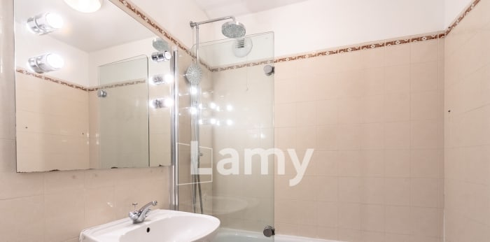 Image 7 sur 10 - Appartement  ·  Vente · Lille (59000) · 3 pièces · 65m²