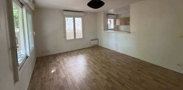 Image 2 sur 7 - Appartement  ·  Vente · Chanteloup Les Vignes (78570) · 2 pièces · 47m²