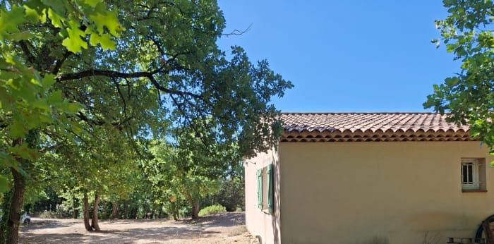 Image 6 sur 15 - Maison/villa  ·  Vente · La Verdiere (83560) · 4 pièces · 120m²