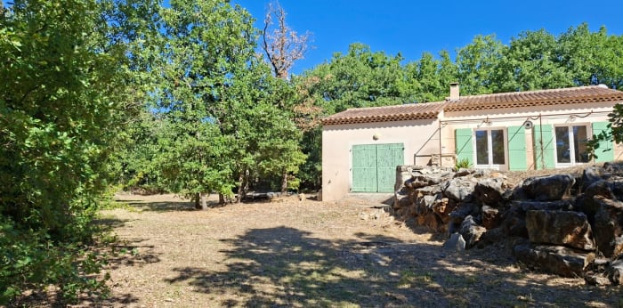 Image 3 sur 15 - Maison/villa  ·  Vente · La Verdiere (83560) · 4 pièces · 120m²