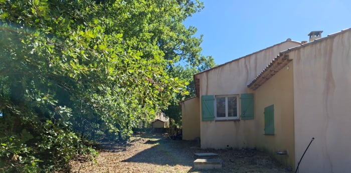 Image 5 sur 15 - Maison/villa  ·  Vente · La Verdiere (83560) · 4 pièces · 120m²