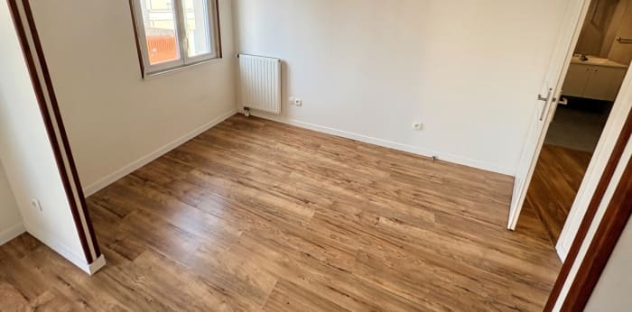 Image 5 sur 11 - Appartement  ·  Vente · Franconville La Garenne (95130) · 2 pièces · 47m²