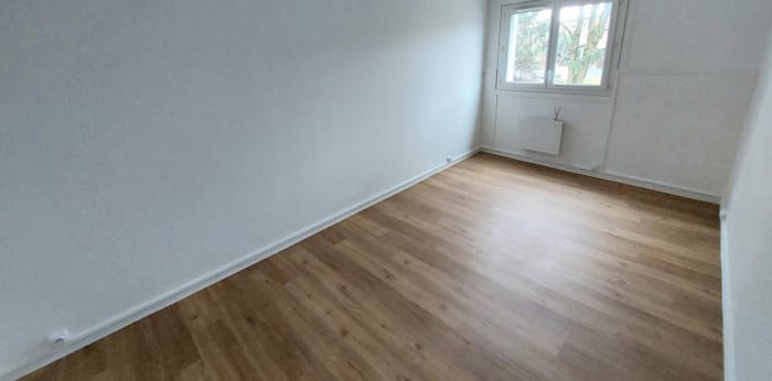 Image 3 sur 8 - Appartement  ·  Location · Saint Cloud (92210) · 4 pièces · 81m²