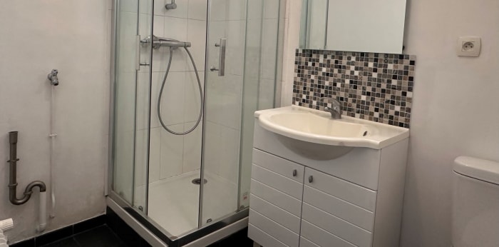 Image 4 sur 5 - Appartement  ·  Location · Paris (75018) · 1 pièce · 25m²