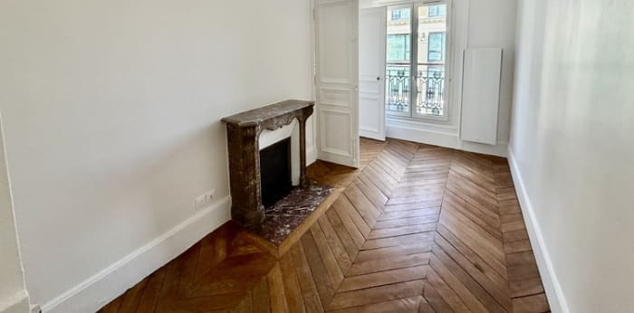 Image 6 sur 7 - Appartement  ·  Location · Paris (75001) · 3 pièces · 63m²