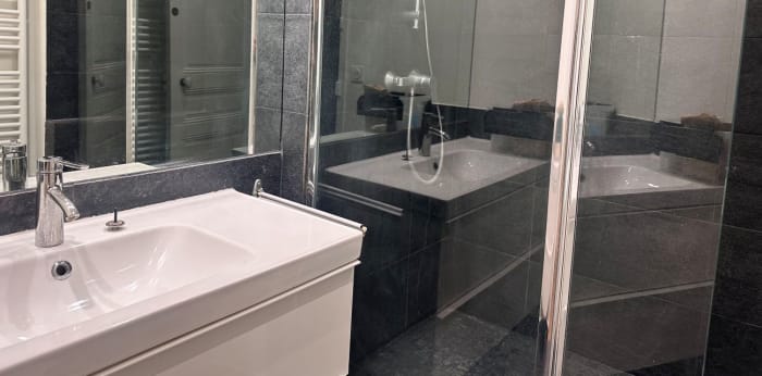 Image 8 sur 8 - Appartement  ·  Location · Paris (75017) · 4 pièces · 114m²