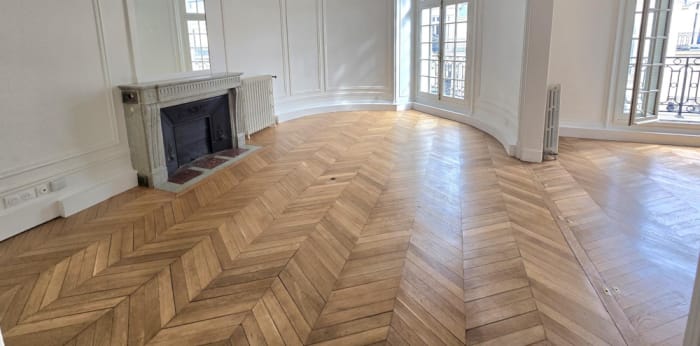 Image 4 sur 9 - Appartement  ·  Location · Paris (75017) · 5 pièces · 149m²
