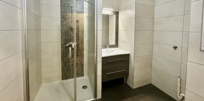 Image 5 sur 6 - Appartement  ·  Location · Saint Maur Des Fosses (94100) · 2 pièces · 53m²