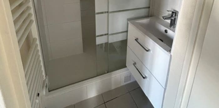 Image 3 sur 4 - Appartement  ·  Location · Paris (75007) · 1 pièce · 22m²