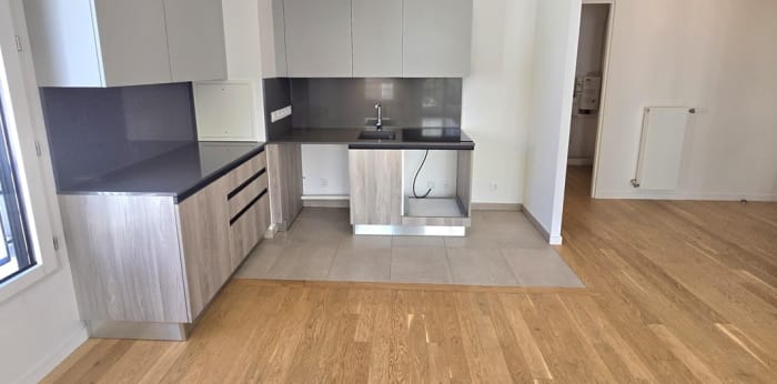 Image 3 sur 9 - Appartement  ·  Location · Suresnes (92150) · 4 pièces · 82m²