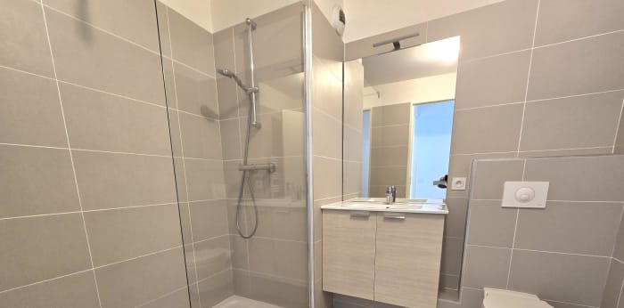 Image 9 sur 9 - Appartement  ·  Location · Suresnes (92150) · 4 pièces · 82m²