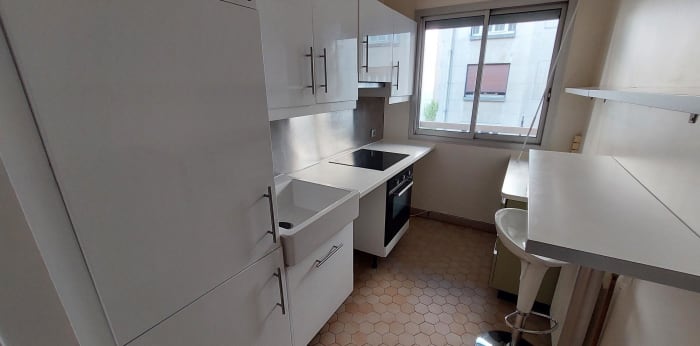 Image 4 sur 6 - Appartement  ·  Location · Paris (75017) · 2 pièces · 51m²