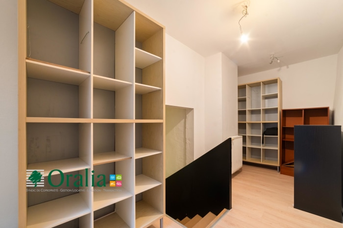 Image 14 sur 31 - Local commercial  ·  Location · Lyon (69001)