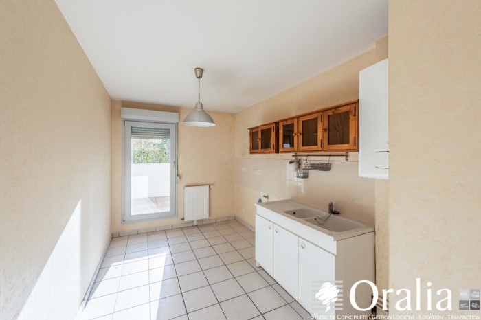Image 6 sur 9 - Appartement  ·  Location · Dijon (21000) · 3 pièces · 66m²