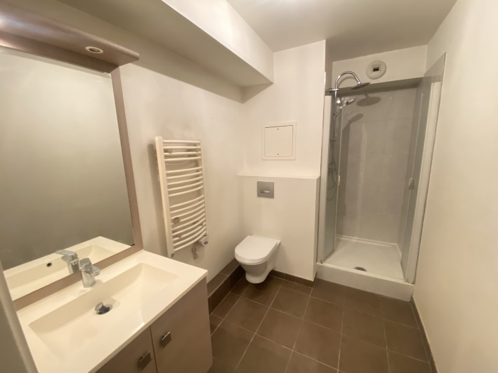 Image 2 sur 7 - Appartement  ·  Location · Bourg La Reine (92340) · 2 pièces · 40m²