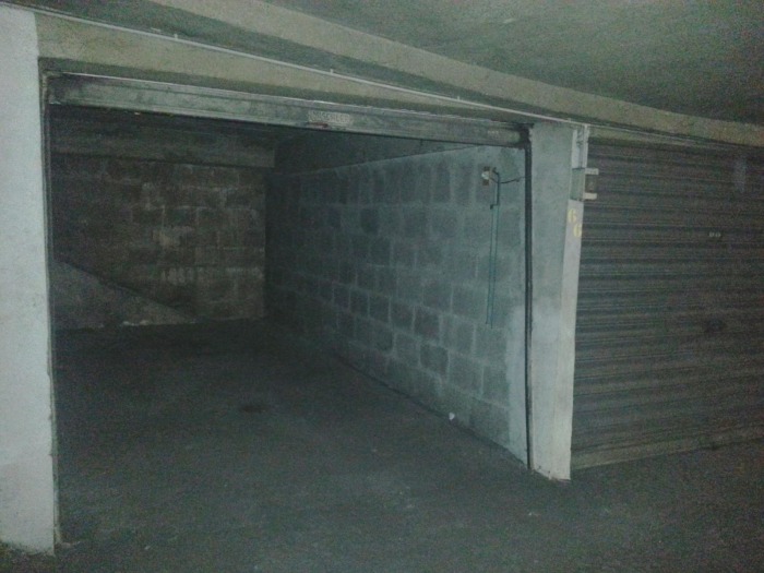 Image 3 sur 4 - Parking  ·  Location · Grenoble (38000)