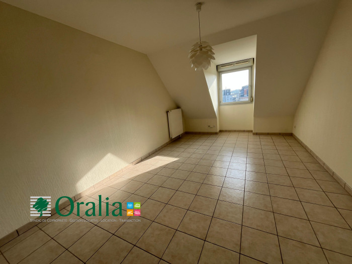 Image 4 sur 10 - Appartement  ·  Location · Dijon (21000) · 2 pièces · 46m²